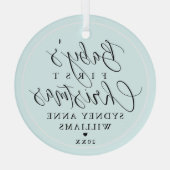 Baby's erster Weihnachtsweihnachtsweih Blue Keepak Ornament Aus Glas (Rückseite)