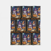 Babys erstes Halloween Niedlicher Hexenkatze Name Fleecedecke (Vorderseite)