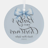 Baby's First Christmas Blue Bow Keepake Ornament Aus Glas (Rückseite)