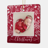 Baby's First Christmas Foto auf Cranberry Keramikornament (Links)