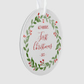 Baby's First Christmas Foto Wreath Red Text Ornament (Vorderseite)