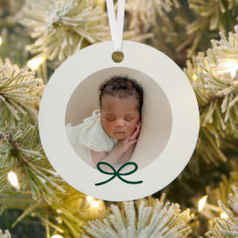 Baby's First Christmas Minimal Green Bow Foto Ornament Aus Metall