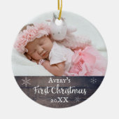 Baby's first Christmas Rustic wood individuelle Na Keramik Ornament (Vorne)