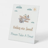 Babys sind Sweet Airplane Baby Shower Traveller Sockelschild (Vorderseite)