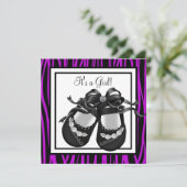 Babyschuhe Lila Zebra Baby Girl Dusche Einladung (Stehend Vorderseite)