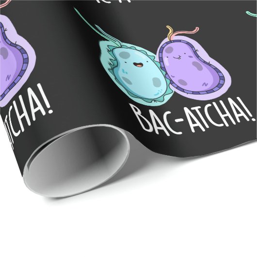 Bac-atcha Funny Bacteria Pun Dark BG Geschenkpapier (Rolleneckpunkt)