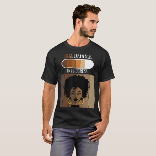 Bachelor of Business Administration BBA in Progres T-Shirt (Vorne ganz)