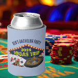 Bachelor Party Las Vegas Trip Casino Dosenkühler<br><div class="desc">Passen Sie Ihre eigenen Bachelor-Party kann Kühler für eine Las Vegas-Reise. Ein cooler personalisierter kann cooler sein,  mit Casino-Stapeln wie Kartenstapeln,  Poker-Chips und Roulette-Rad mit Vegas Trip in gelben Schrift. Spaß Spieler Sake Geschenk für Ihre Trauzeugen und Trauzeuge.</div>