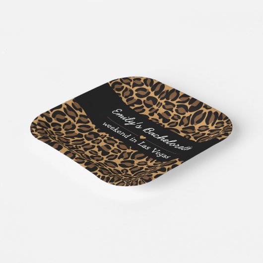 Bachelorette Bride Boujee Trendy Leopard Print Pappteller (Gewinkelt)
