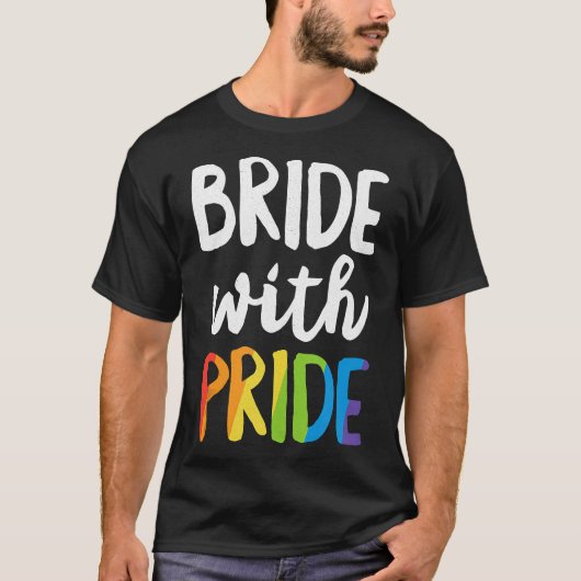 Bachelorette mit Rainbow Lesbian T-Shirt (Vorderseite)