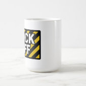 Back Off Warning Sticker - Bold Black & Yellow Kaffeetasse (Mittel)