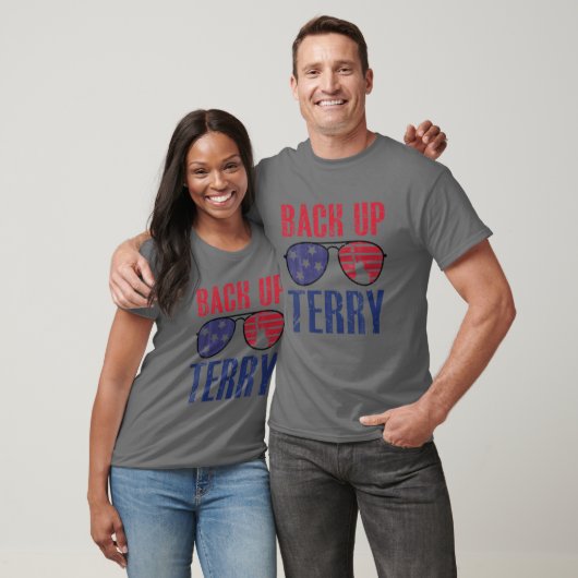 Back Up Terry setzen Sie es in umgekehrte Feuerwer T-Shirt (Unisex)