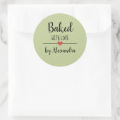 Backed with Liebe green script name Runder Aufkleber (Tasche)