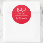 Backed with Liebe red white script name Runder Aufkleber (Tasche)