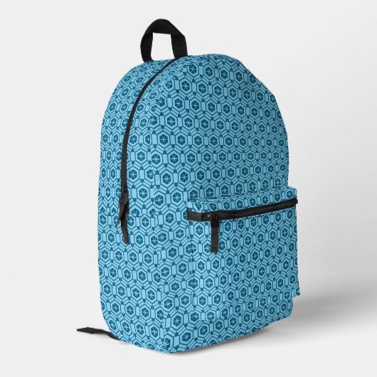 Backpack (ao) - Geometrische Formen in Blues Bedruckter Rucksack (Rückseitige Ecke links)