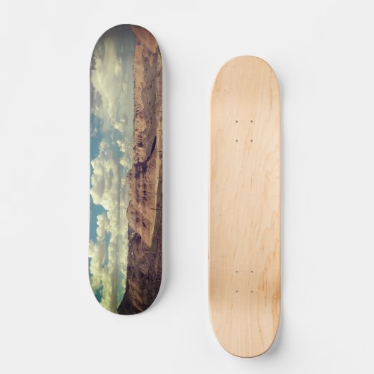 Backroads American Southwest Train Skateboard (Vorderseite)