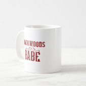 Backwoods Babe Typografy Kaffeetasse (Vorderseite Links)