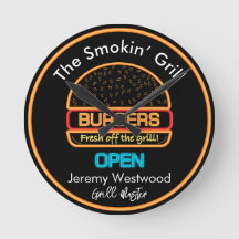 Backyard Grill Master Burgers signieren Wall Clock