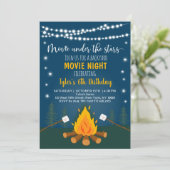 Backyard Movie Night S'mores Geburtstag Einladung (Stehend Vorderseite)