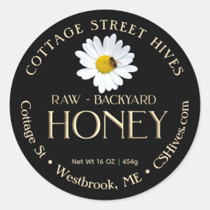 Backyard versteckt Honey Daisy und Biene auf schwa Runder Aufkleber