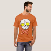 Bacon and Eggs Skull n Crossbones Funny T-Shirt (Vorne ganz)