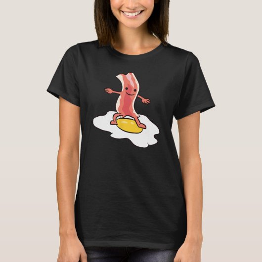 Bacon Surfing on Fried Egg Frühstück Ei und Bacon T-Shirt (Vorderseite)