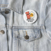 Bacon und Eier auf Zehen Lustiger Toast Pun Button (Beispiel)