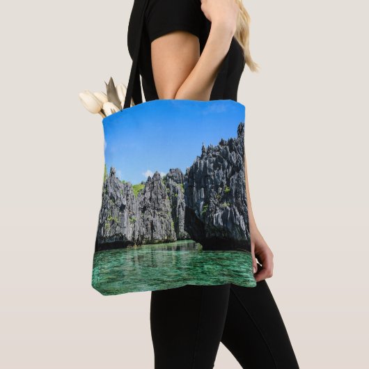 Bacuit Tasche (Von Nahem)