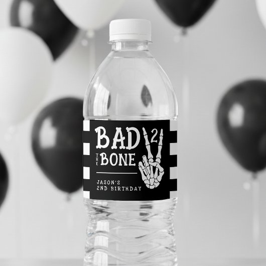 Bad 2 the Bone Skeleton 2nd Birthday Party Wasserflaschenetikett