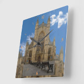 Bad Abbey. Quadratische Wanduhr (Winkel)