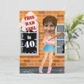 Bad Girl 40. Frauengeburt Foto Einladung (Stehend Vorderseite)