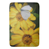 Bad-Matte/Gänseblümchen und Schmetterling Badematte (Vorderseite Vertikal)