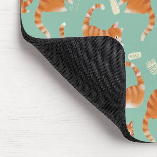Bad Orange Tabby Katzen klopfen über Muster Mousepad (Ecke)