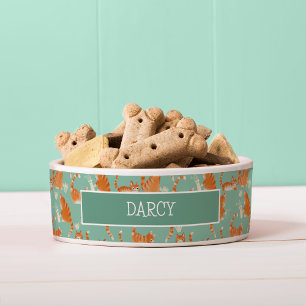 Bad Orange Tabby Katzen klopfen über Muster Napf