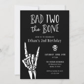 Bad Two die Knochen 2. Geburtstag Party Einladung (Vorderseite)