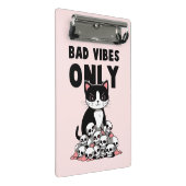 Bad Vibes only - Cat & Skulls Mini Klemmbrett (Schrägansicht)