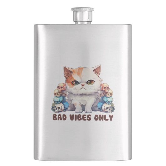 Bad Vibes only - Fierce Cat & Skulls Gothic Design Flachmann (Vorderseite)