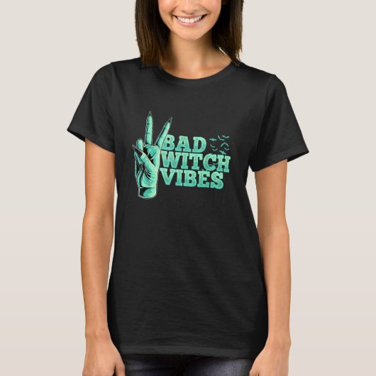 Bad Witch Vibes Pastel Goth Witch Peace Hand Sign T-Shirt (Vorderseite)