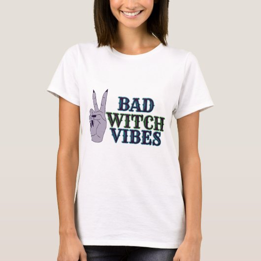 Bad Witch Vibes Witchy Hands T-Shirt (Vorderseite)