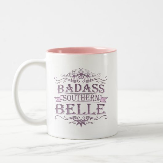 Badass Südbell (Fahne) Zweifarbige Tasse (Links)