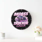 Badass Trucker Chick Pink Power Große Wanduhr (Zuhause)