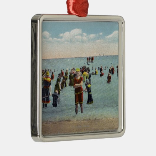 Badegäste am Strand Silbernes Ornament (Rechts)
