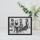 Baden Beauty Pals auf einem Pier Postkarte (Stehend Vorderseite)
