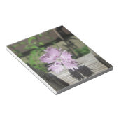 Bäder Pink Dianthus auf Zaun Notizblock (angewinkelt)