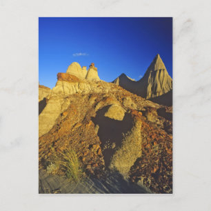 Badlands-Formationen im Dinosaur Provincial Park 6 Postkarte