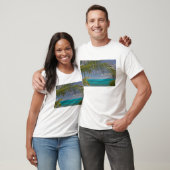 BAHAMAS, Abacos, Loyalist Cays, Man O-War Cay: T-Shirt (Unisex)