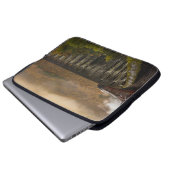 BAHN AUF DER EISENBAHN AM TAG LAPTOPSCHUTZHÜLLE (Vorne Knopf)