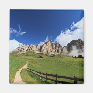 Bahn in den italienischen Dolomit Magnet