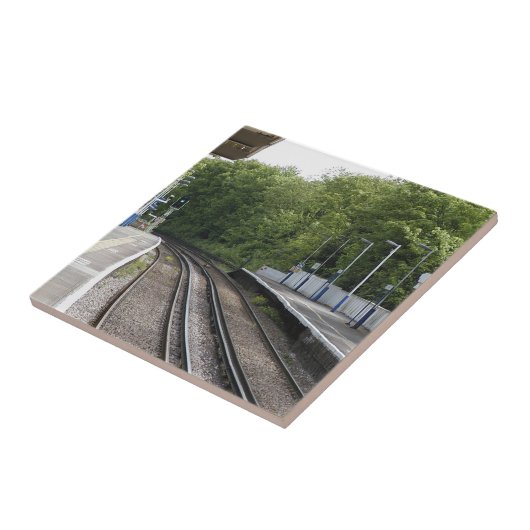 Bahnfliese Fliese (Seite)