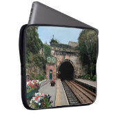 Bahnhof Knaresborough Laptopschutzhülle (Vorne Rechts)